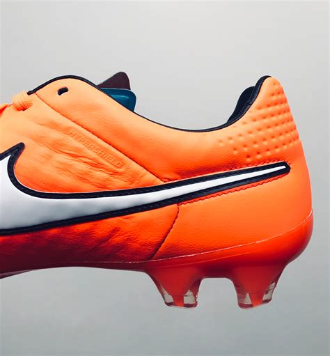 nike tiempo football boots uk